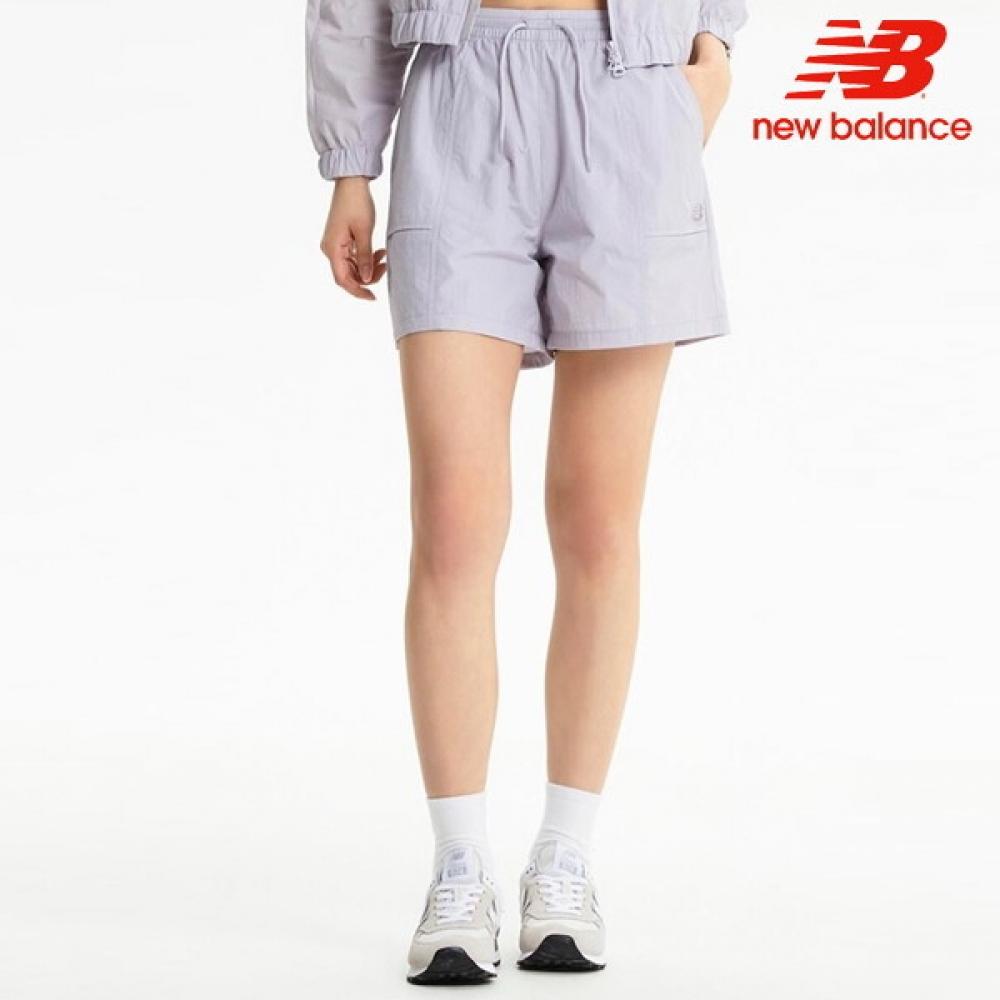 

NeW Balance Half Club W lightWeight 4 Part Woven ShortS nbnve2W422 70 Women S ShortS 070