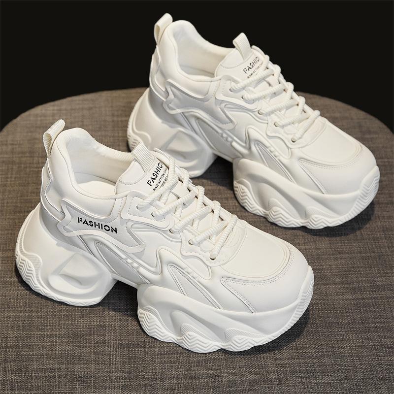 Internet celebrity platform dad shoes women's new autumn and winter versatile explosion beige pink casual sports little white shoes women