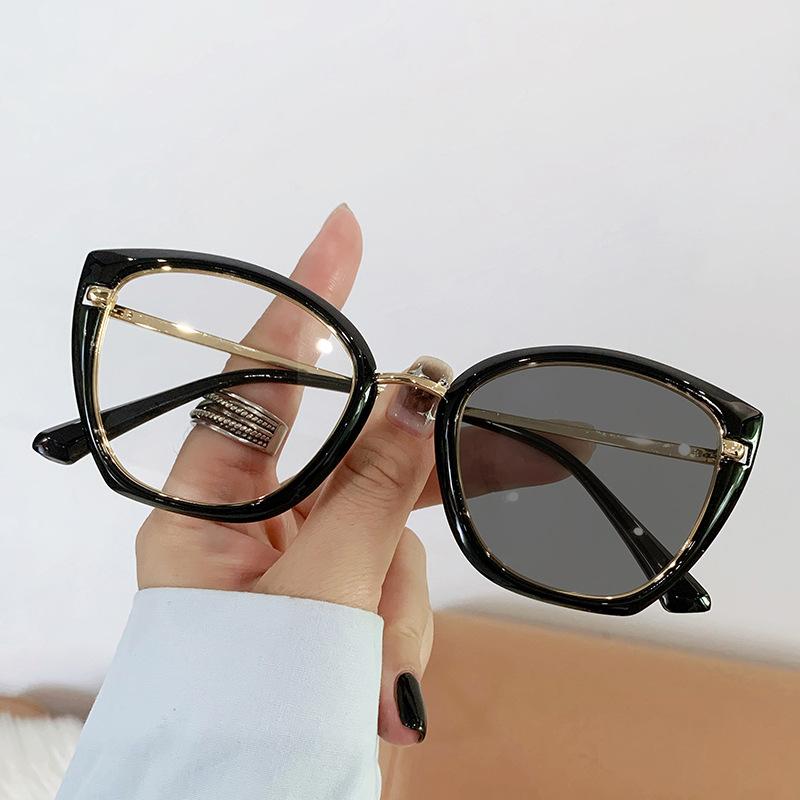 Blue Light Blocking Glasses Women Fashion Metal Frame Anti Blue Light Color Changing Dual Use High End Eyewear for Office