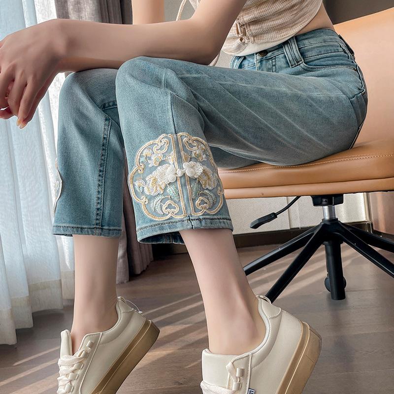 Chinese Style Chinese Jeans for Women In Summer New High-waisted Small Design Embroidered Nine-point Straight Pants