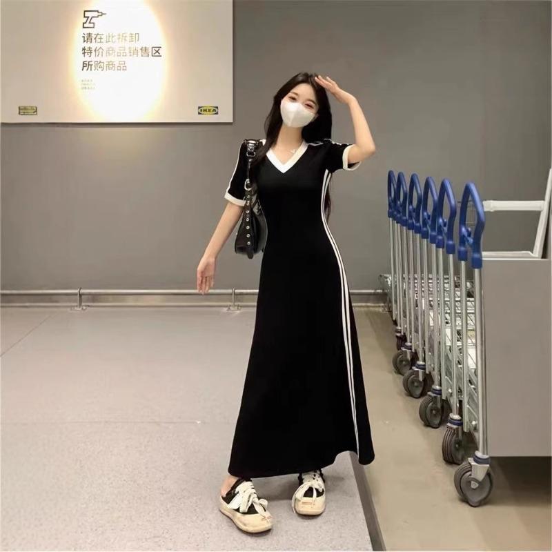French fashion splicing v-neck dress women's spring and summer new waist and thin temperament short-sleeved a-word long skirt