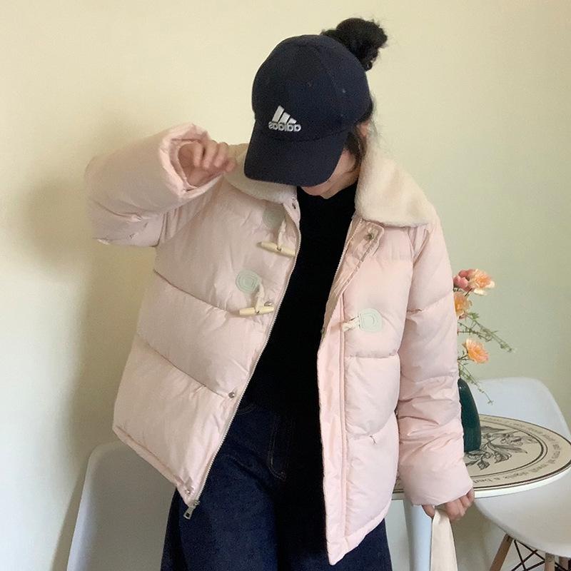 Lamb wool cotton jacket women's 2025 new winter cropped Korean jacket horn buckle down padded jacket thickened