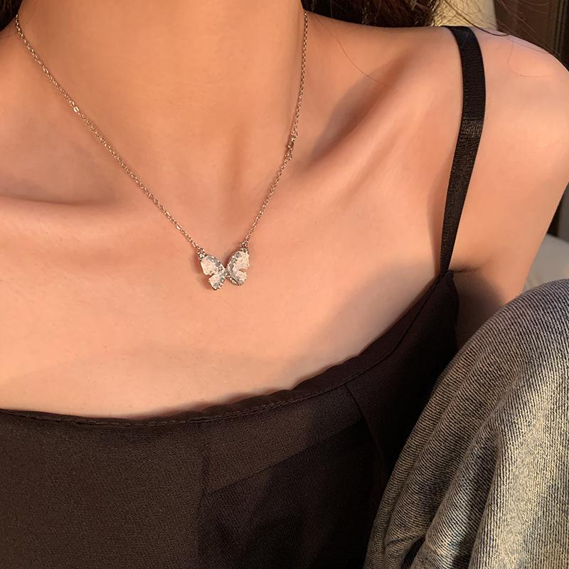 Gradual Change Blue Broken Diamond Butterfly Necklace Women's Summer Collarbone Chain New Match