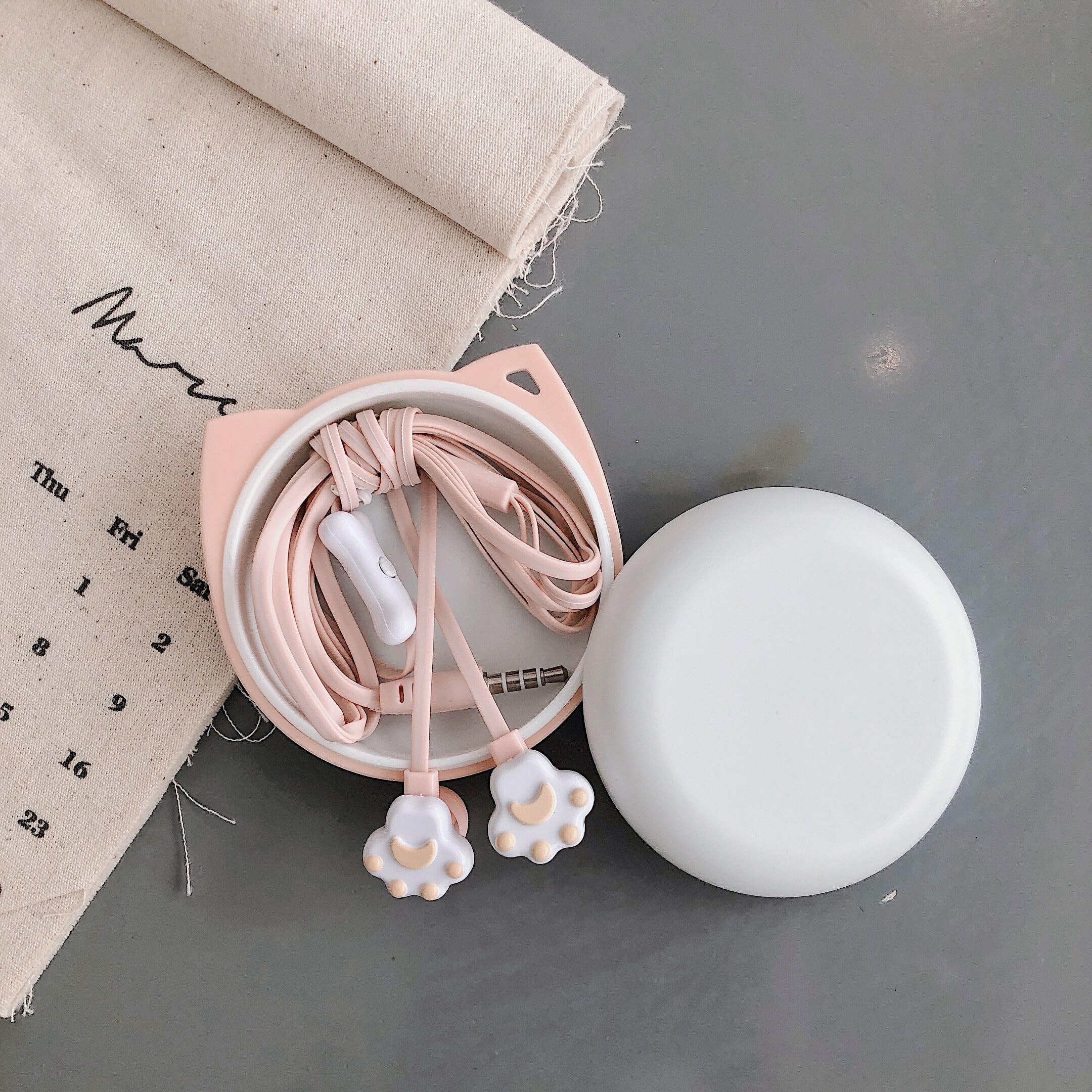 

Wired Earphones with 3.5mm Jack, Cat Paw Design, Storage Case, Stereo Sound, Deep Bass, Built-in Microphone, Volume Control, Cute Cat Claws, Long 1.2