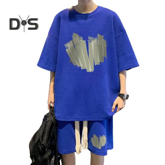 2Pcs/Set Men Summer Outfit Round Neck Short Sleeve Tops Wide Leg Shorts Set Heart Pattern Loose Fit Tracksuit