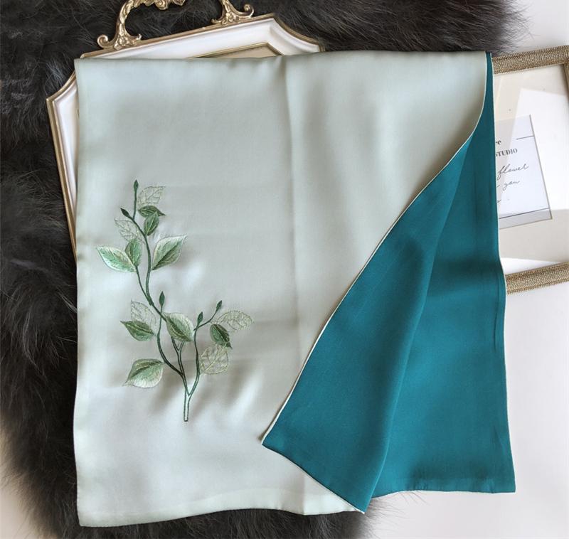 Real Silk Scarf Shawl   Suzhou Embroidered Fashion Elegant Pashmina Wrap Gift  Wife Mother Girlfriend Women  100% Silk Scarf