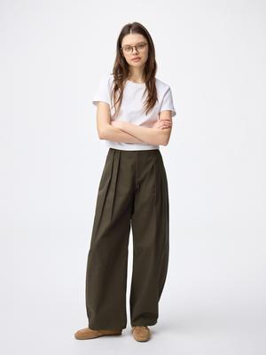 Chinotuck Barrel Pants Q