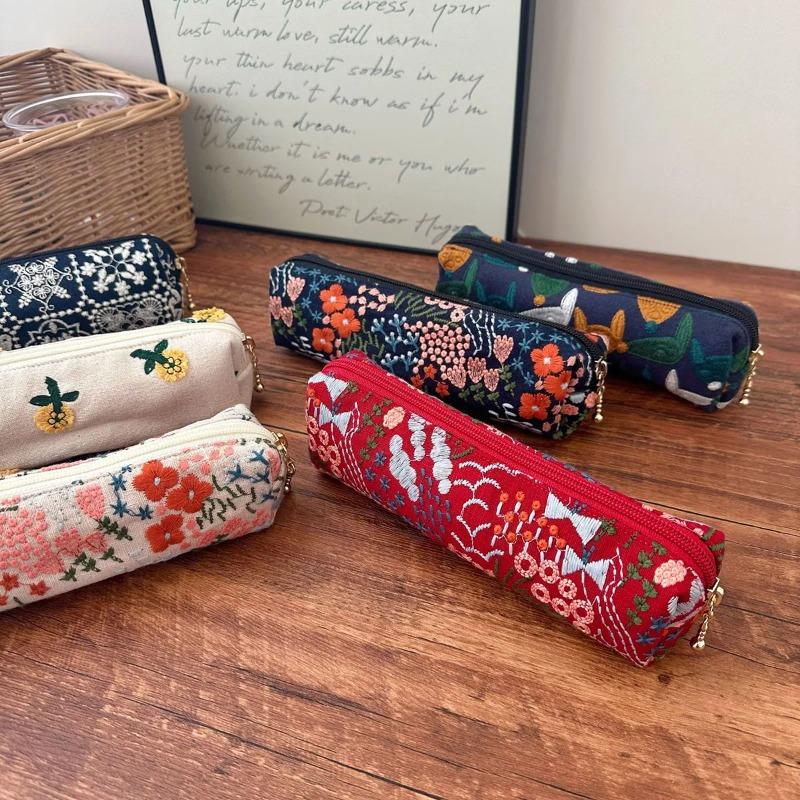 1Pcs Embroidered Exquisite Pencil Box with Retro Multi Color Pattern Details Stationery Storage Student Supplies