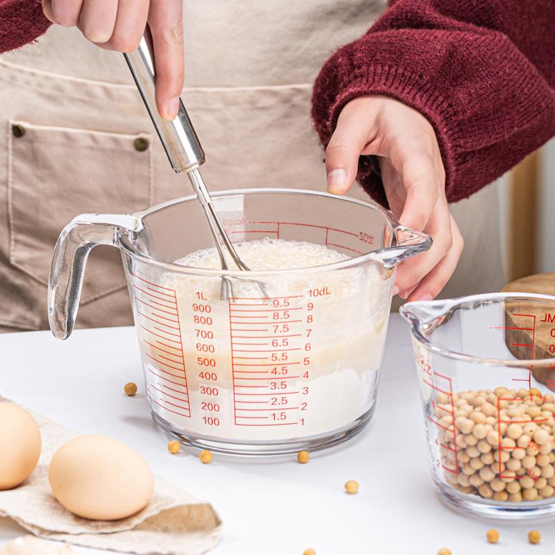 Heat-Resistant Glass Measuring Cup for Microwave Baking - Large Capacity with Scale