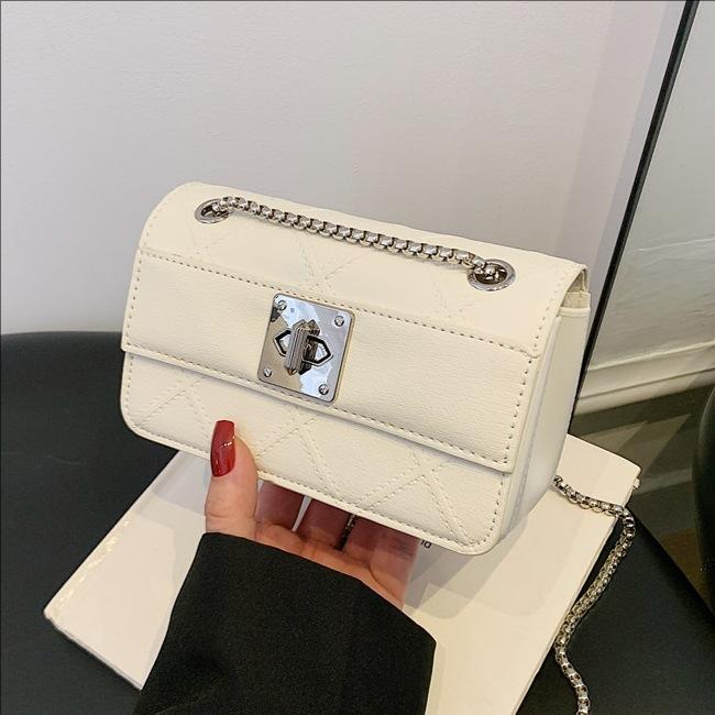 Chain Bag Women's New Fashion Small Square Bag Shoulder Messenger Bag