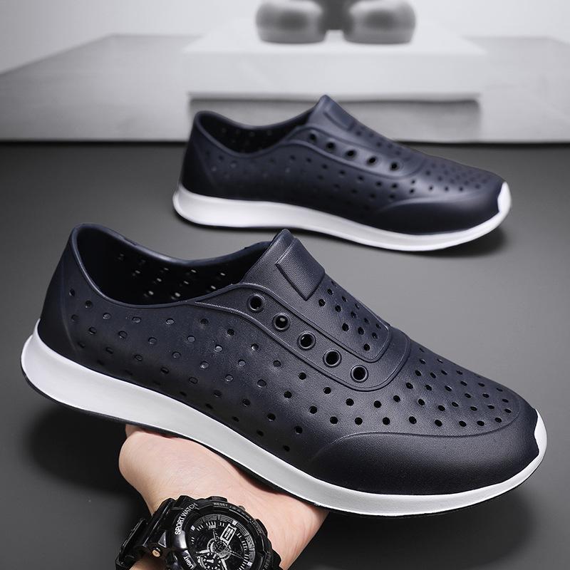 LUCHI Summer Sports Waterproof Closed-Toe Sandals for Couples
