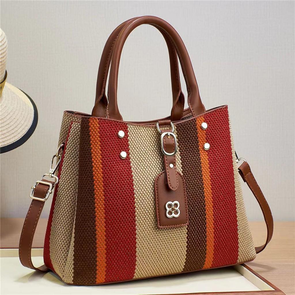 Trendy Womens Casual Tote Bag Crafted From Pu With Elegant Woven Elements For Everyday Use красный