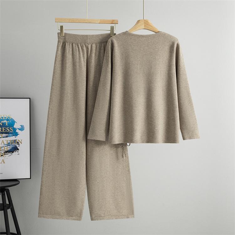 Women's Trendy Two-Piece Set: Drawstring Fake Two-Piece Sweater & Wide-Leg Pants - Long-Sleeved Knitwear for Spring & Autumn