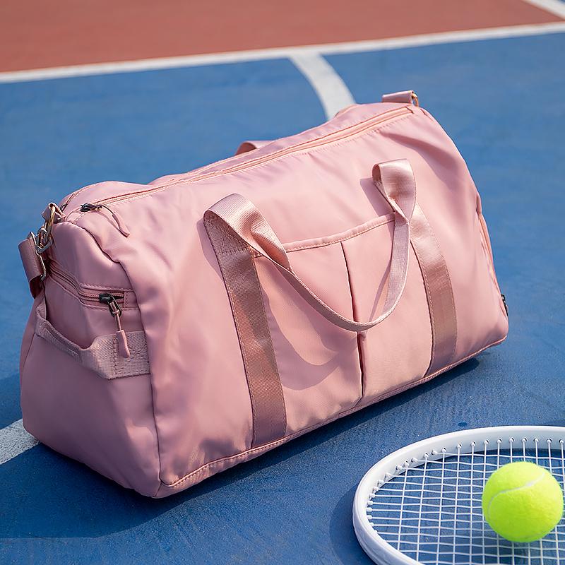 Stylish Women's Wet/Dry Swim & Gym Shoulder Bag – Lightweight, Trendy Sports Handbag for Travel & Yoga