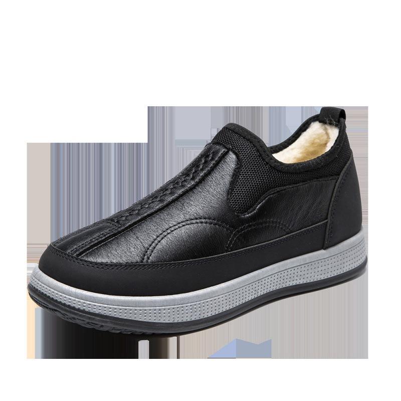 Neue Winter Herren Baumwollschuhe aus altem Pekinger Stoff sind rutschfest und warm, und ein Pedal ist mittelhohe und hohe Baumwollschuhe.