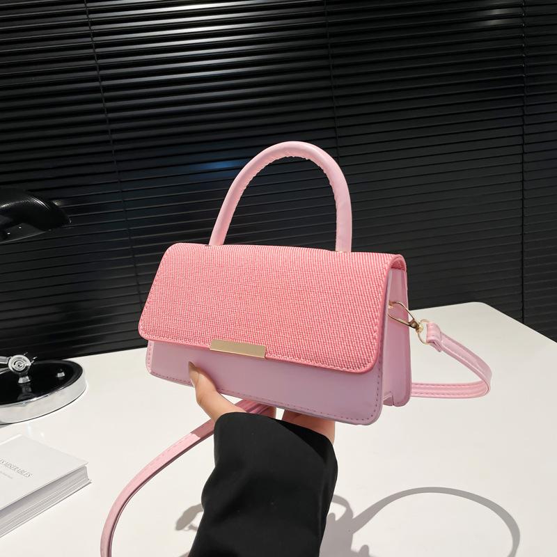 Early spring new handbag niche high-end shoulder messenger bag urban commuting simple versatile leisure bag