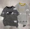 Xiao Wangs Frühling 23062 Koreanisches Übergrößen-Streifen-T-Shirt mit Rundhalsausschnitt