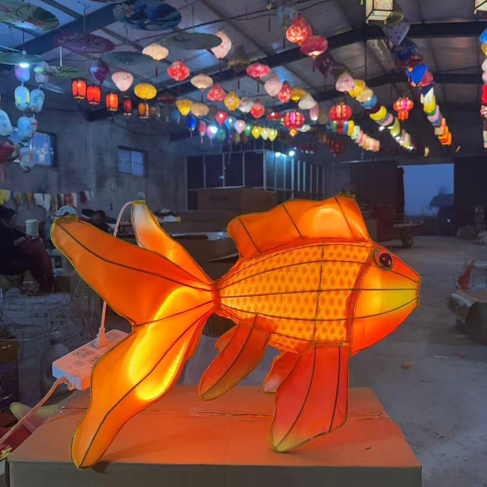 Outdoor Waterproof Koi Fish Lantern – Creative Luminous Decoration for Shopping Malls, Scenic Areas, and Commercial Streets.