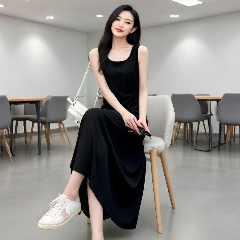 Sleeveless Camisole Dress for Women, New Summer Outerwear, Concealing Flesh, Slimming Knit Base Line, Black A-line Skirt, Plus Size