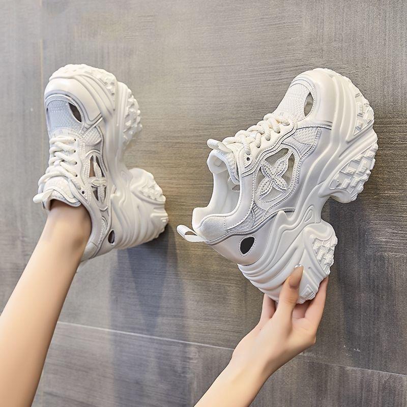 New Trending Chunky Platform Sneakers Niche Design Women's Athletic Shoes for Casual Outfits