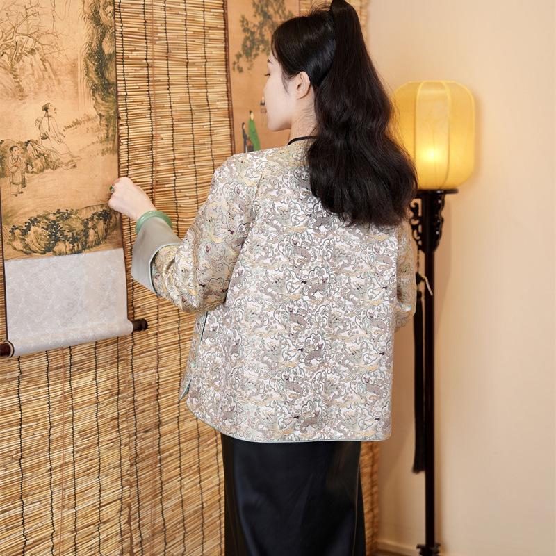 Women's Elegant Silk Jacquard Tang Suit Coat with Round Collar and Button Closure