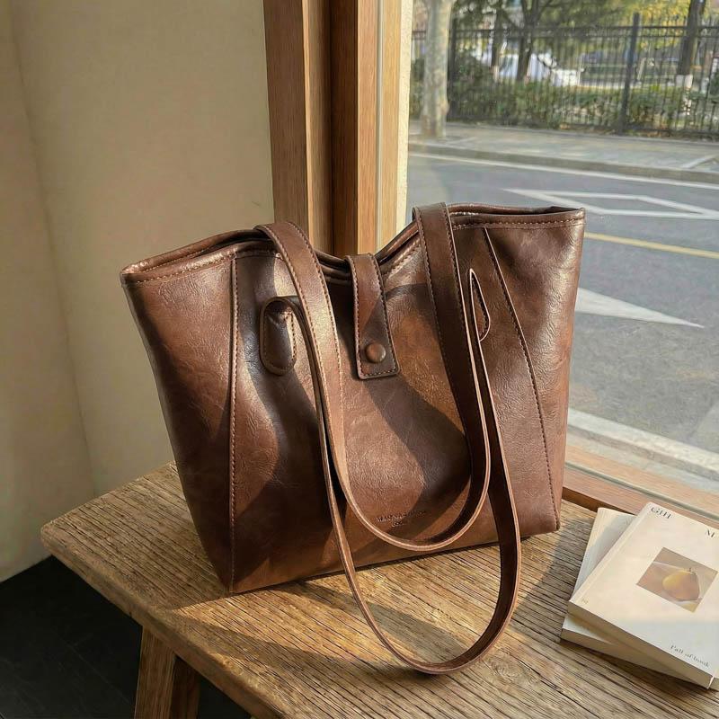 Classic Leather Tote Bag with Top Handle Large Capacity Everyday Fashion Shoulder Bag for Women
