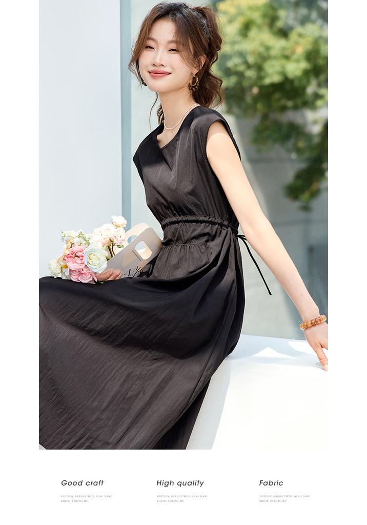 2026 Summer New Women's Waist Cinched Black Dress with Versatile Temperament, Slimming and High-end Women's Dress