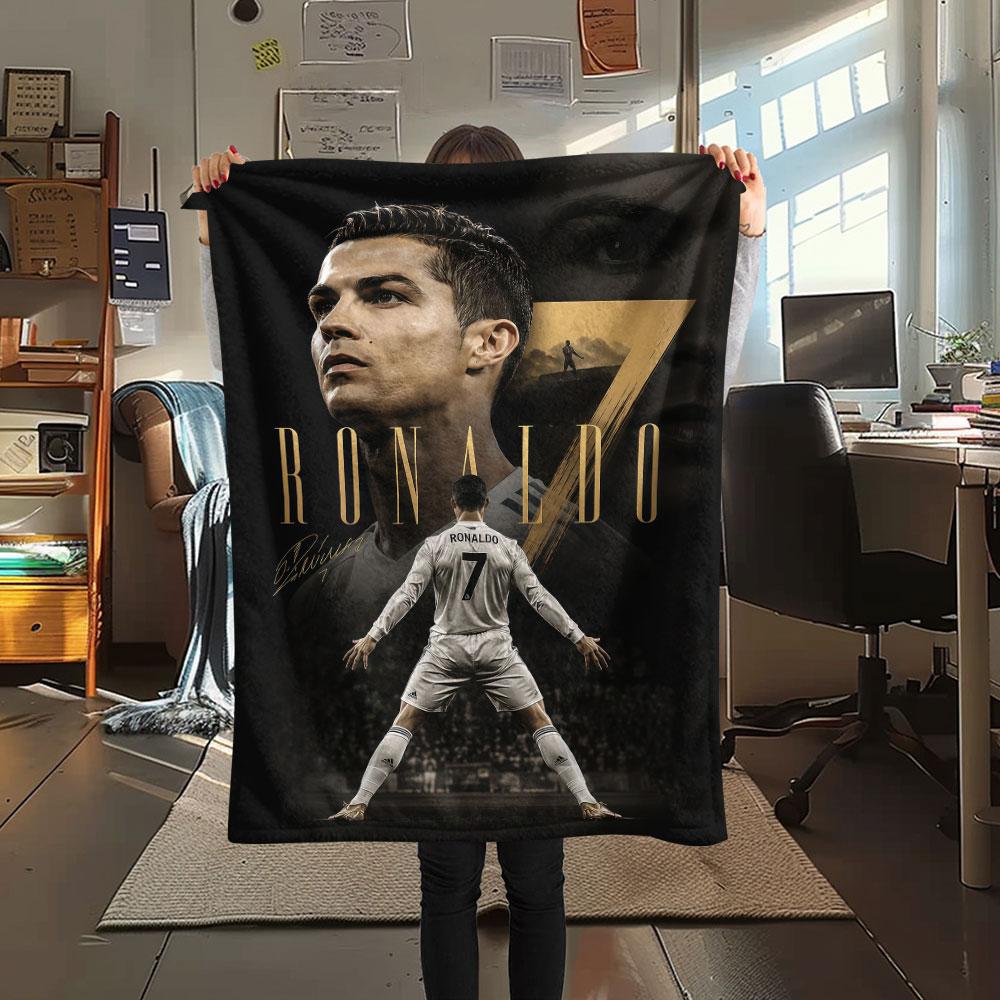 1PC Cristiano Ronaldo Patterned Flannel Blanket Suitable For All Seasons for Home Decor Warmth and Comfort Gifts Holiday Present