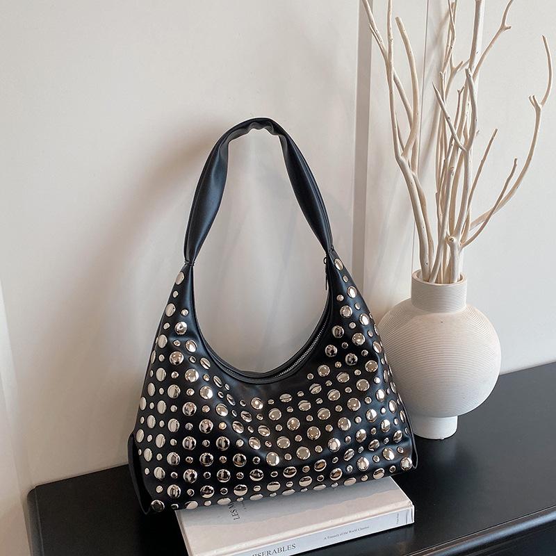 Borsa a Spalla da Donna con Texture di Alta Gamma, Tendenza alla Moda, Borsa Sottobraccio con Borchie, Stile Ragazza Dolce e Cool Piccante, Borsa da Pendolari di Grande Capacità