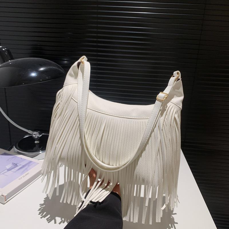 American Personality Design Sense Niche Retro Fringed Bag Women's 2024 Spring Imitation Suede Messenger Bag Niche Shoulder Bag
