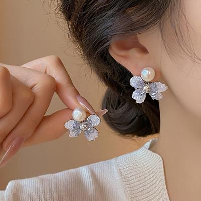 1 Paio Orecchini Pendenti Donna Forma di Fiore Perla Sintetica Cristallo Sintetico Deor Signora Pendenti da Pendere per Lavoro Appuntamenti Festa Gioielli Matrimonio Sposa