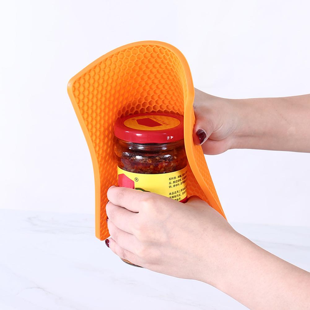 High Temperature Resistant Thermal Insulation Square Honeycomb Silicone Pot Mat 7.2 x 7.2 x 0.2in