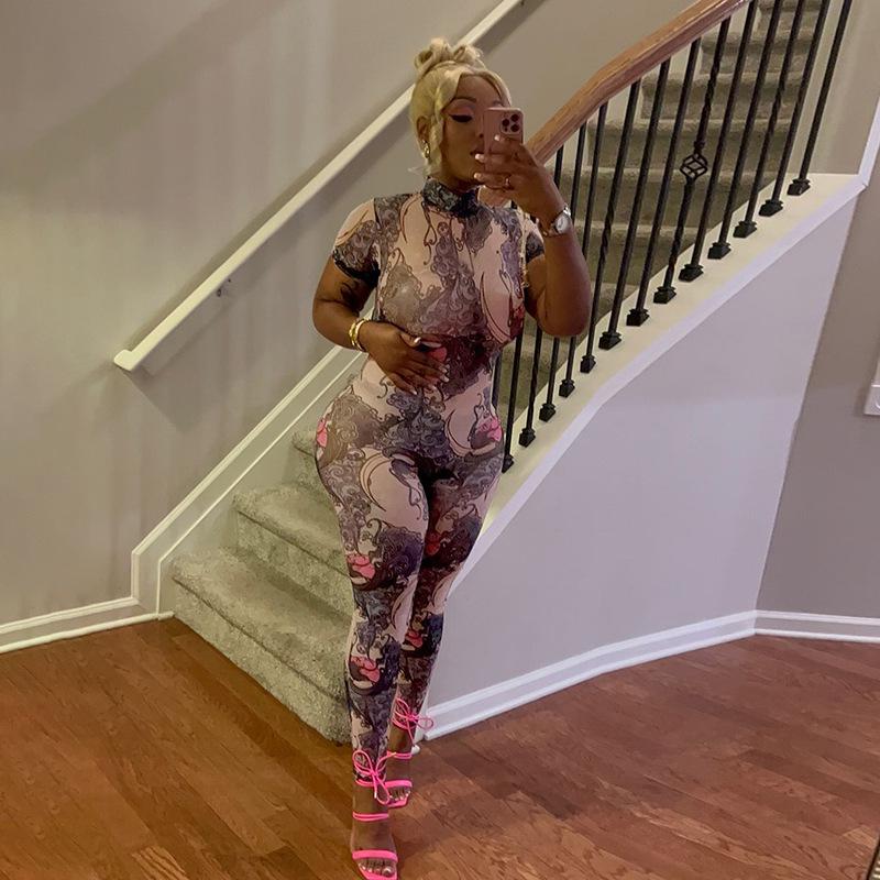 Salopetă de vară 2025 din plasă cu imprimeu digital, fără spate: Stilul stradal european și american