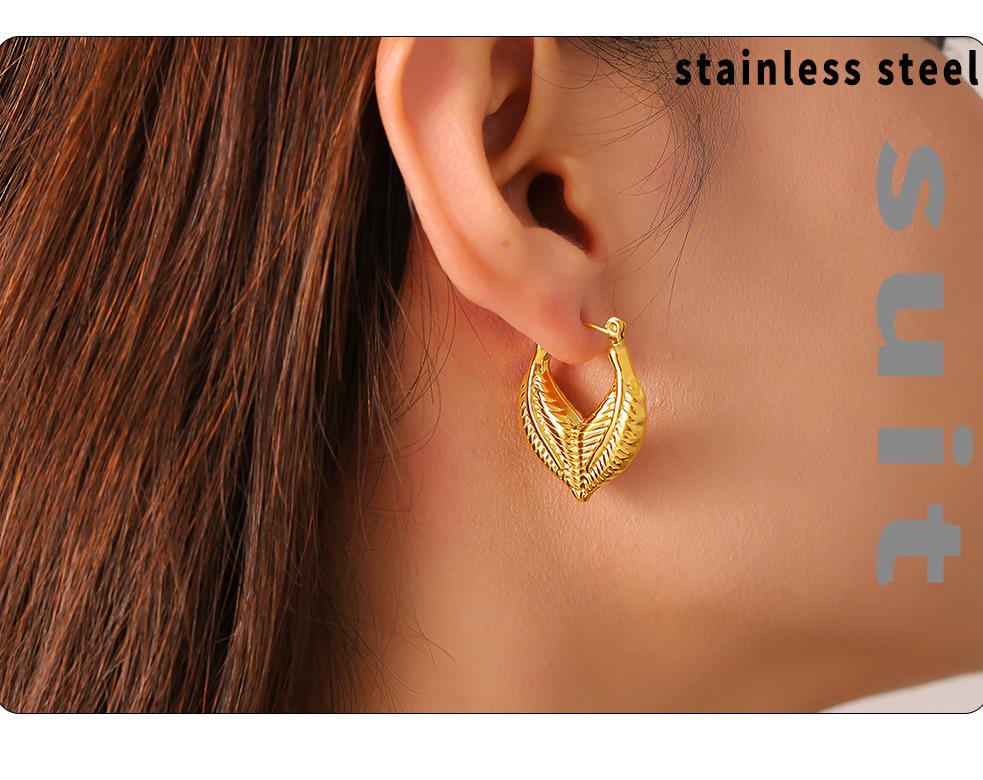 18k Gold PVD Titanium Leaf Patchwork Heart Stud Earrings