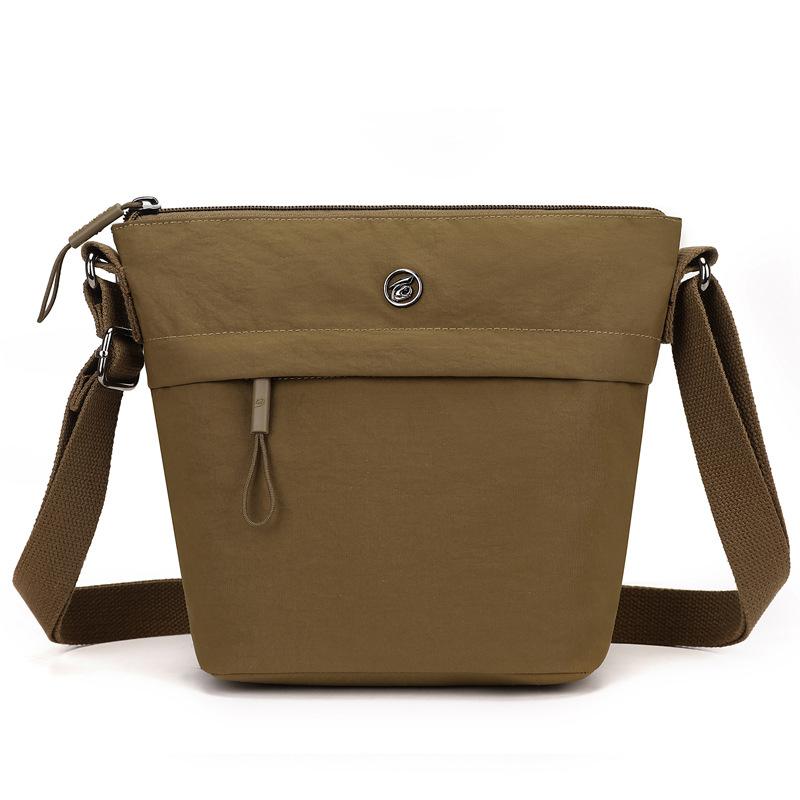 Mobile phone bag women's messenger bag simple and high-end sense niche fashion versatile new nylon bucket bag shoulder women's bag