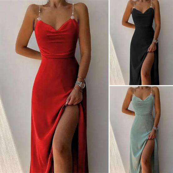 

Очаровательное вечернее платье со скрытой молнией и низким воротником на ощупь