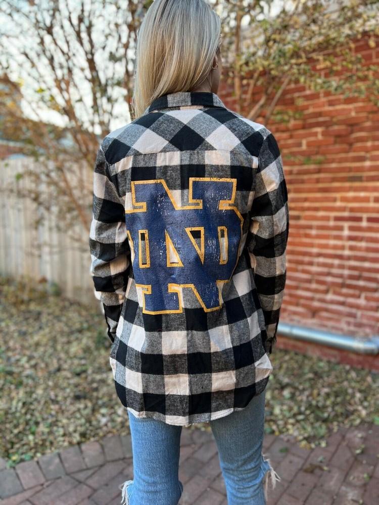 

Notre Dame Fighting Irish Flannel Shirt Women039s S-3X Unisex T-Shirt S