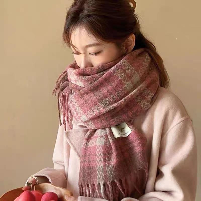 Plaid scarf female Korean atmosphere warm new dry rose pink autumn and winter white soft fringed shawl scarf