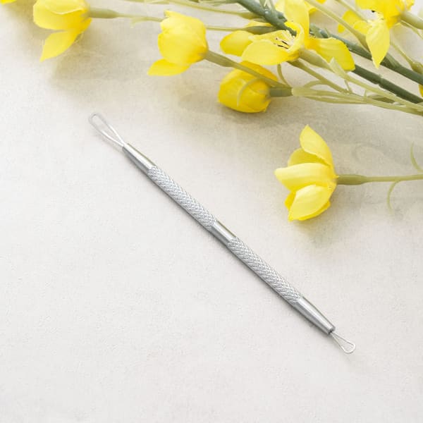 Stainless Steel Sebum Extruder