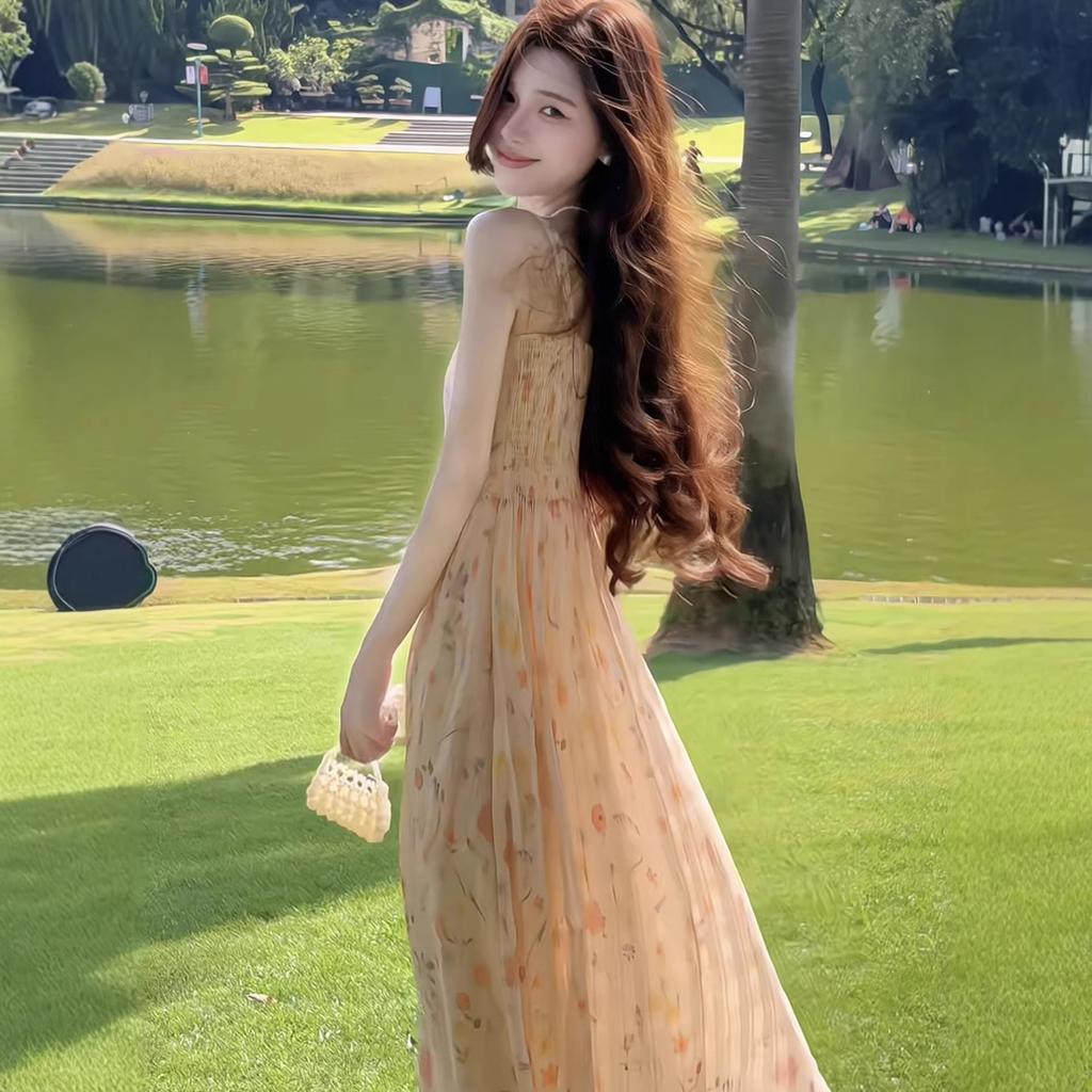 2026 new models are popular this year, beautiful long skirts for women, summer beautiful temperament, French floral suspender dress for women