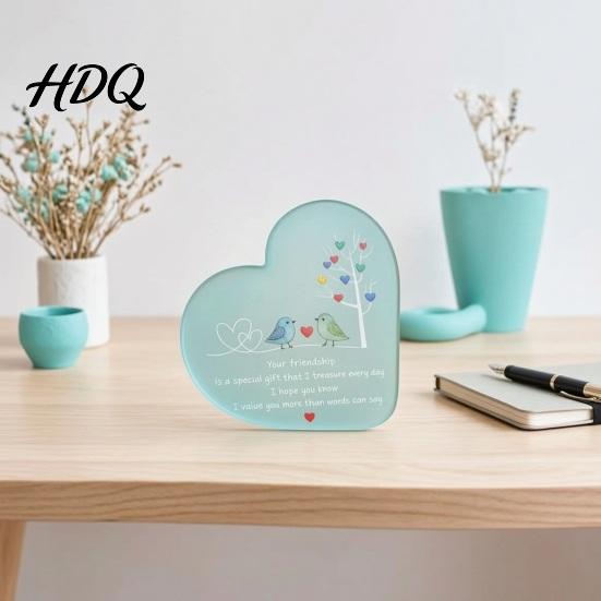 Inspirierendes Schreibtischdekor mit Zitaten Herzform Acryl-Freundschafts-Ornament Gravierter Vers & Vogelbaum, Transparente Desktop-Plakette für Kunst Heim Büro
