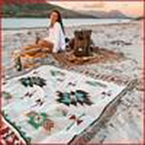 Ethnic Style Outdoor Picnic Mat for Camping, Tent Carpet, or Foldable Tablecloth 90x90cm