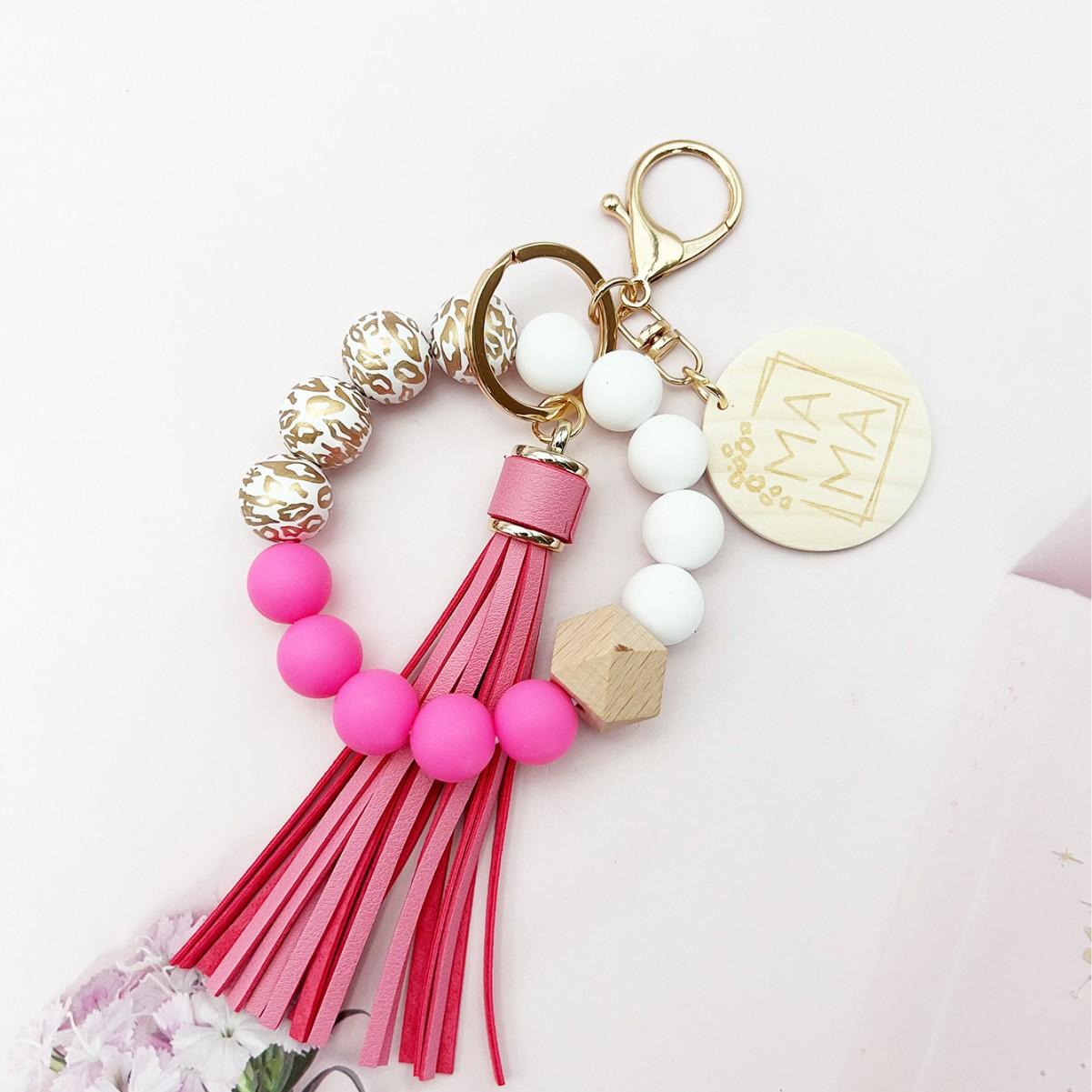 

Tassel Silicone & Wood Bead Keychain - MAMA Wood Slice Bag Charm Bracelet рожевий червоний колір
