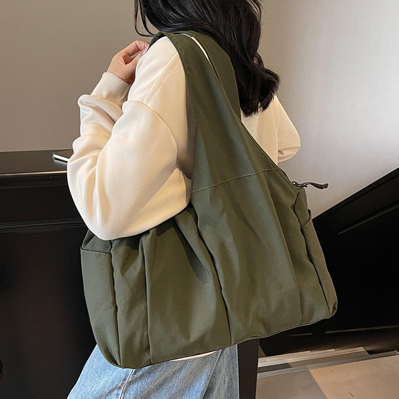 Nylon Large Capacity Multi-Pocket Gym & Travel Bag - Japanese Style Casual Shoulder Bag for Moms