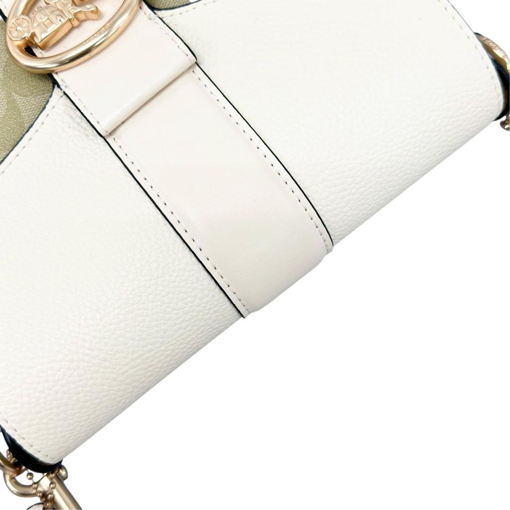 Coach C2806 Shoulder Bag White Women Signature Used