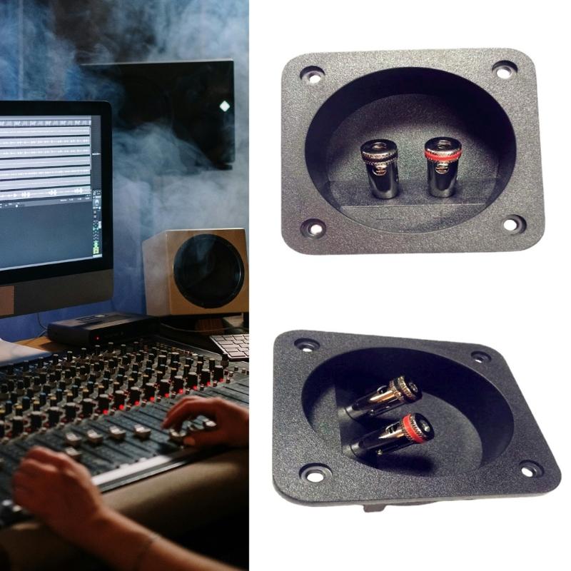 Schwarze Lautsprecheranschlussklemmen Quadratische Box mit 2 vergoldeten Bananensteckern Subwoofer Stereoanlagen Stecker Federbecheranschluss