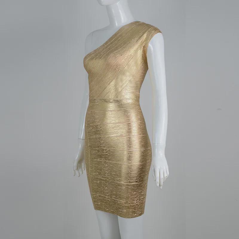 Gold-Stamped Silver Oblique Shoulder Bandage Evening Dress