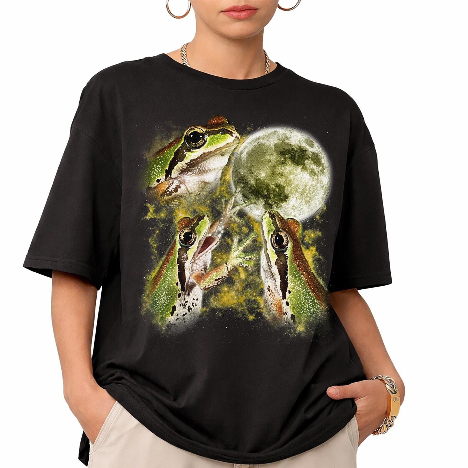 Three Frogs Moon T-Shirt, Retro Wildlife Graphic Tee, Comfort Colors Frog Lover Shirt XL