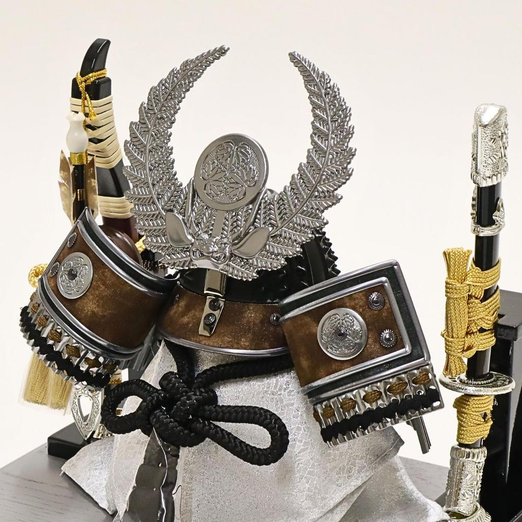 May Festival Doll, Helmet Case Display, Samurai, Mononofu, Tokugawa Black & Silver, Width 28cm x Depth 23cm x Height 32cm, WG0714