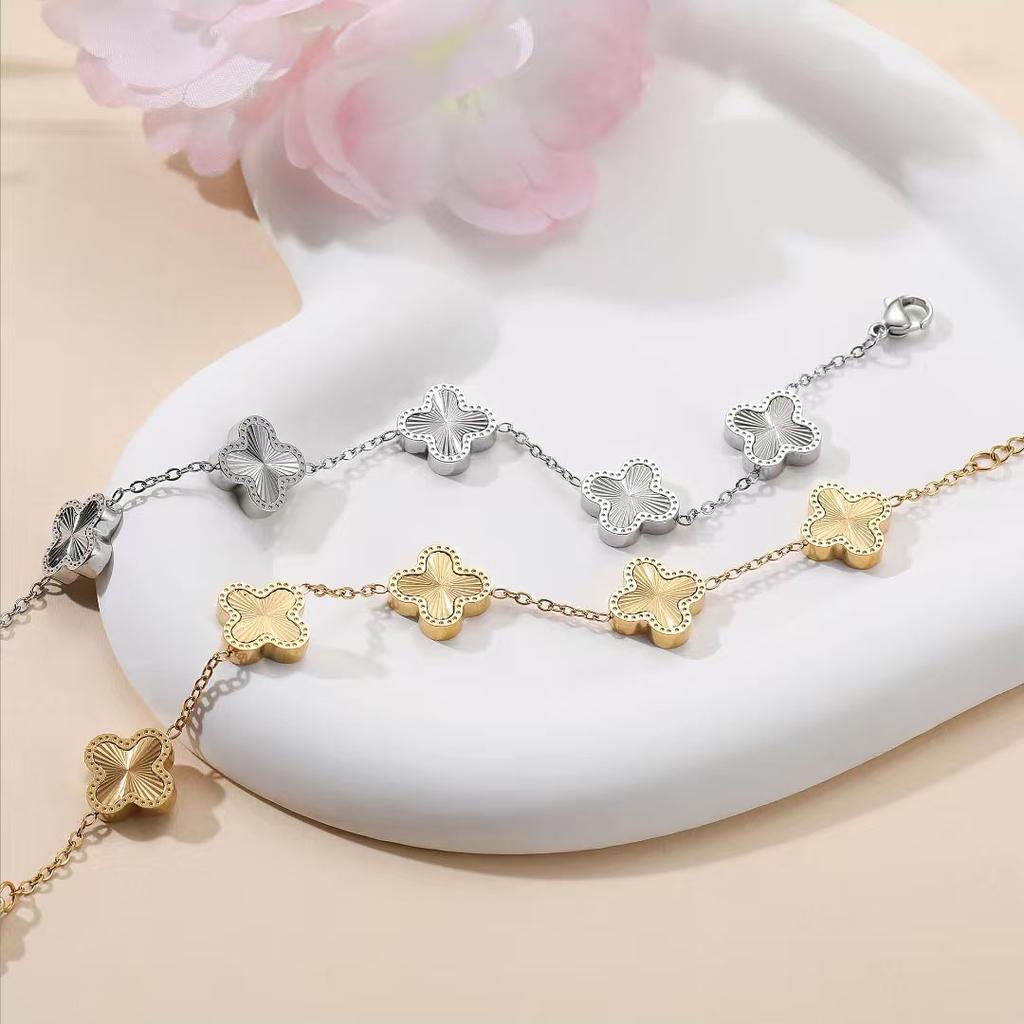 18K Gold-plated Lucky Clover Bracelet for Women
